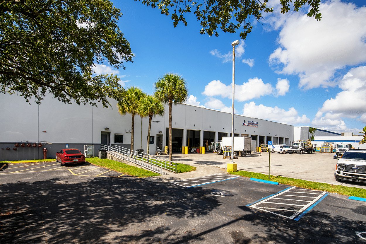 Fine Art Lamps, A&P Air Conditioning HVAC and mechanical project in Miami Lakes